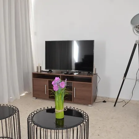 Apartment Almyria - By Imh Travel & Tours Paphos