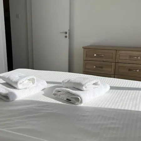 Almyria - By Imh Travel & Tours Appartement *