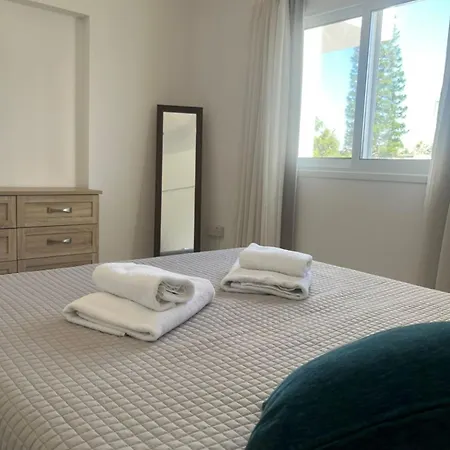 Almyria - By Imh Travel & Tours Apartman Paphos