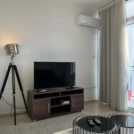 Almyria - By Imh Travel & Tours Apartmán Paphos